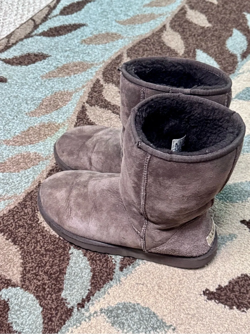 UGG Short Suede Shearling Boots - Brown 11